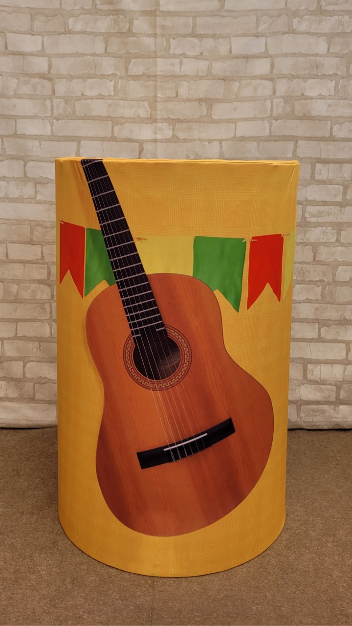 Capa Cilindro F. Junina Violão - G - lucia mendonça decoraçoes