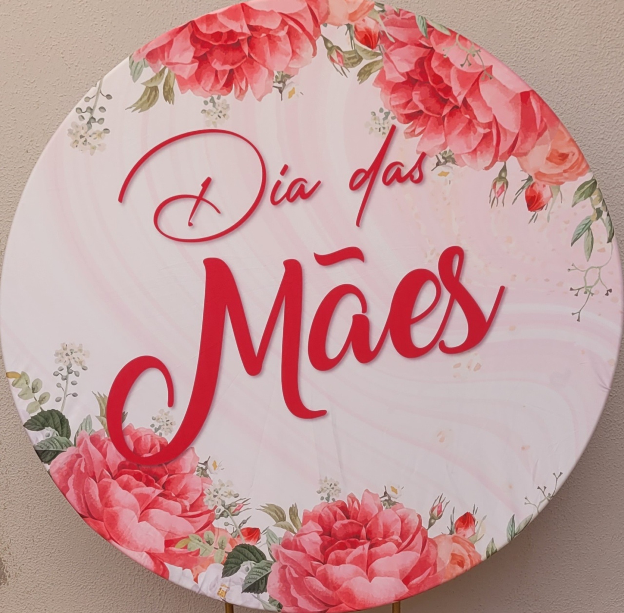 Capa Painel Mães Vermelho  - lucia mendonça decoraçoes
