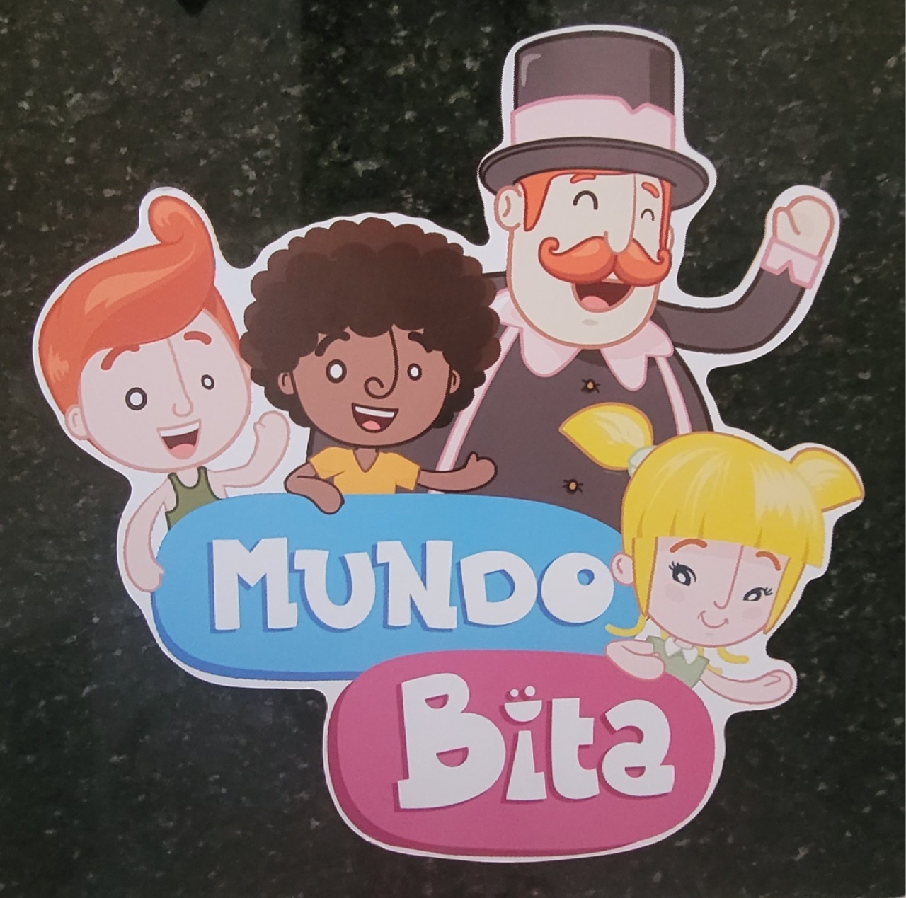 Mundo Bita - Painel - lucia mendonça decoraçoes