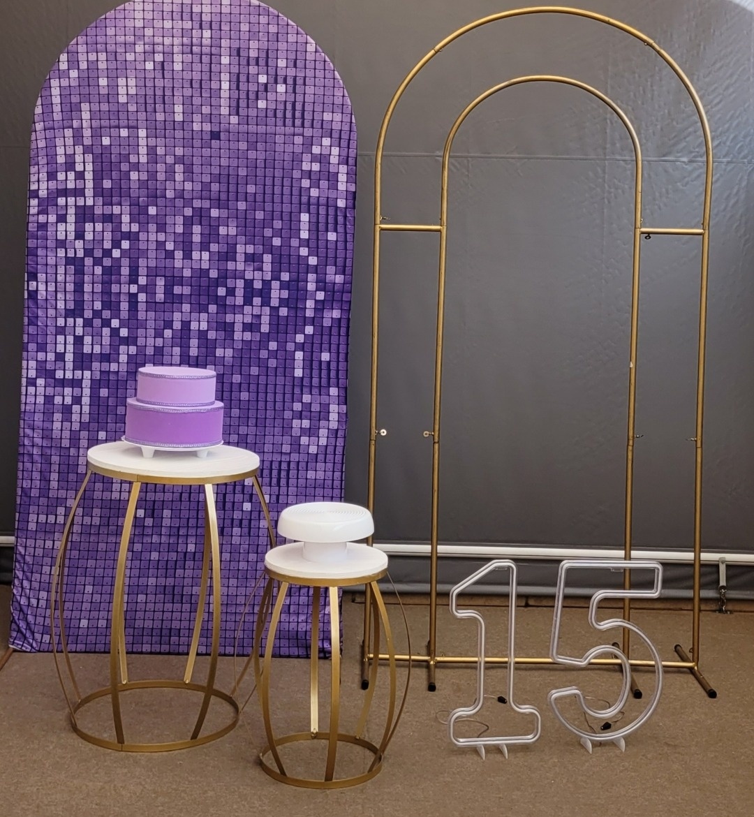Roxo E Dourado - lucia mendonça decoraçoes