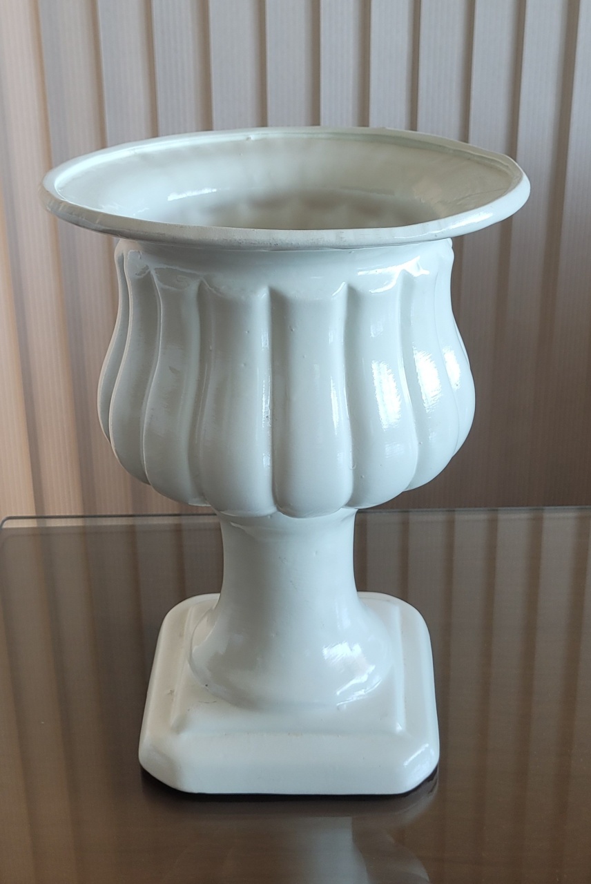 Vaso Branco Gg - lucia mendonça decoraçoes