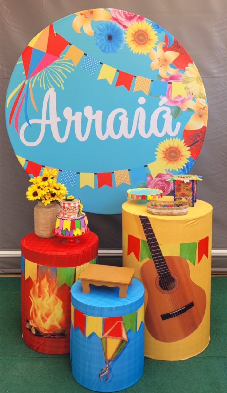 Festa Junina Arraiá Azul - P - lucia mendonça decoraçoes