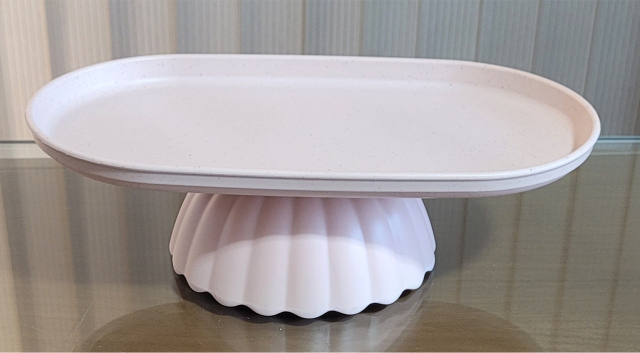 Bandeja Melanina Com Pé Nude - lucia mendonça decoraçoes