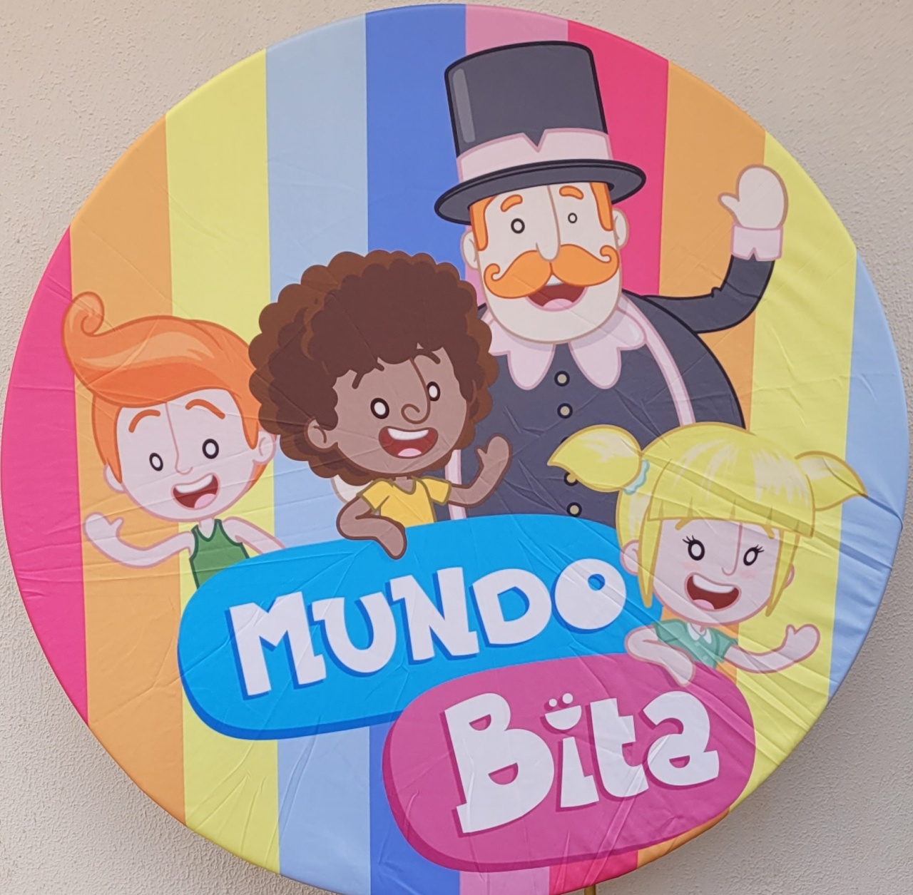 Capa  Painel Mundo Bita Rosa - lucia mendonça decoraçoes