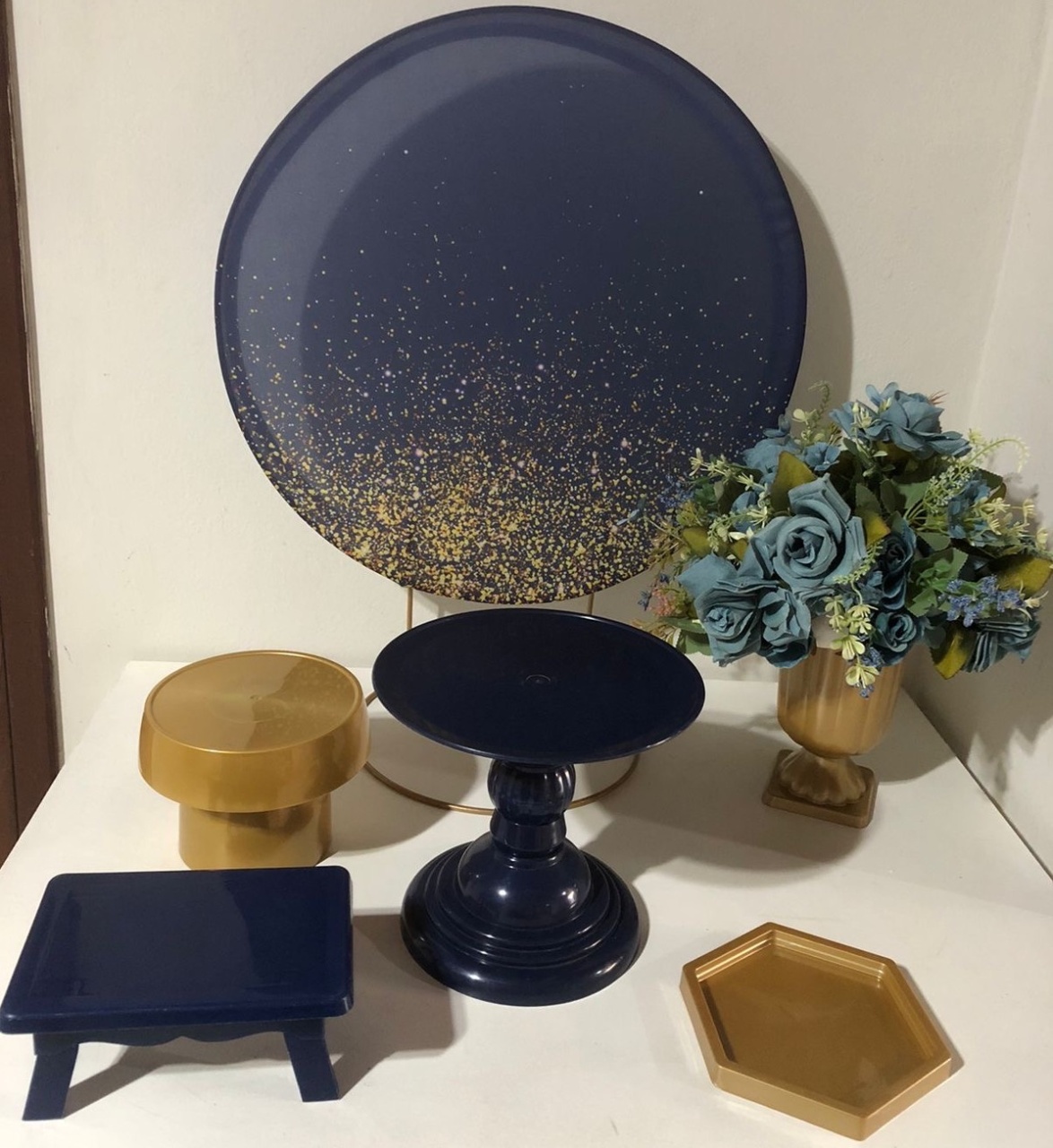 Festa Na Mesa Azul Glitter - Brenda silva nascimento 