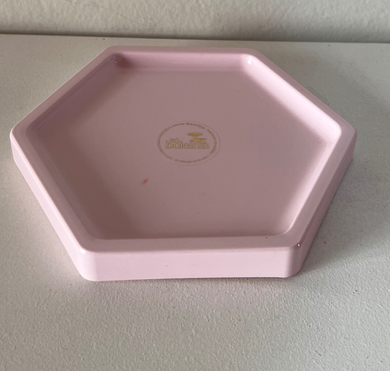 Bandeja Sextavada Só Boleira Rosa Candy - Brenda silva nascimento 