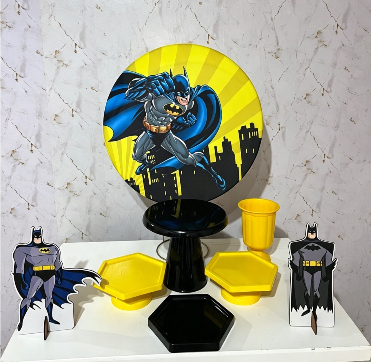 Festa Na Mesa Batman. - Brenda silva nascimento 
