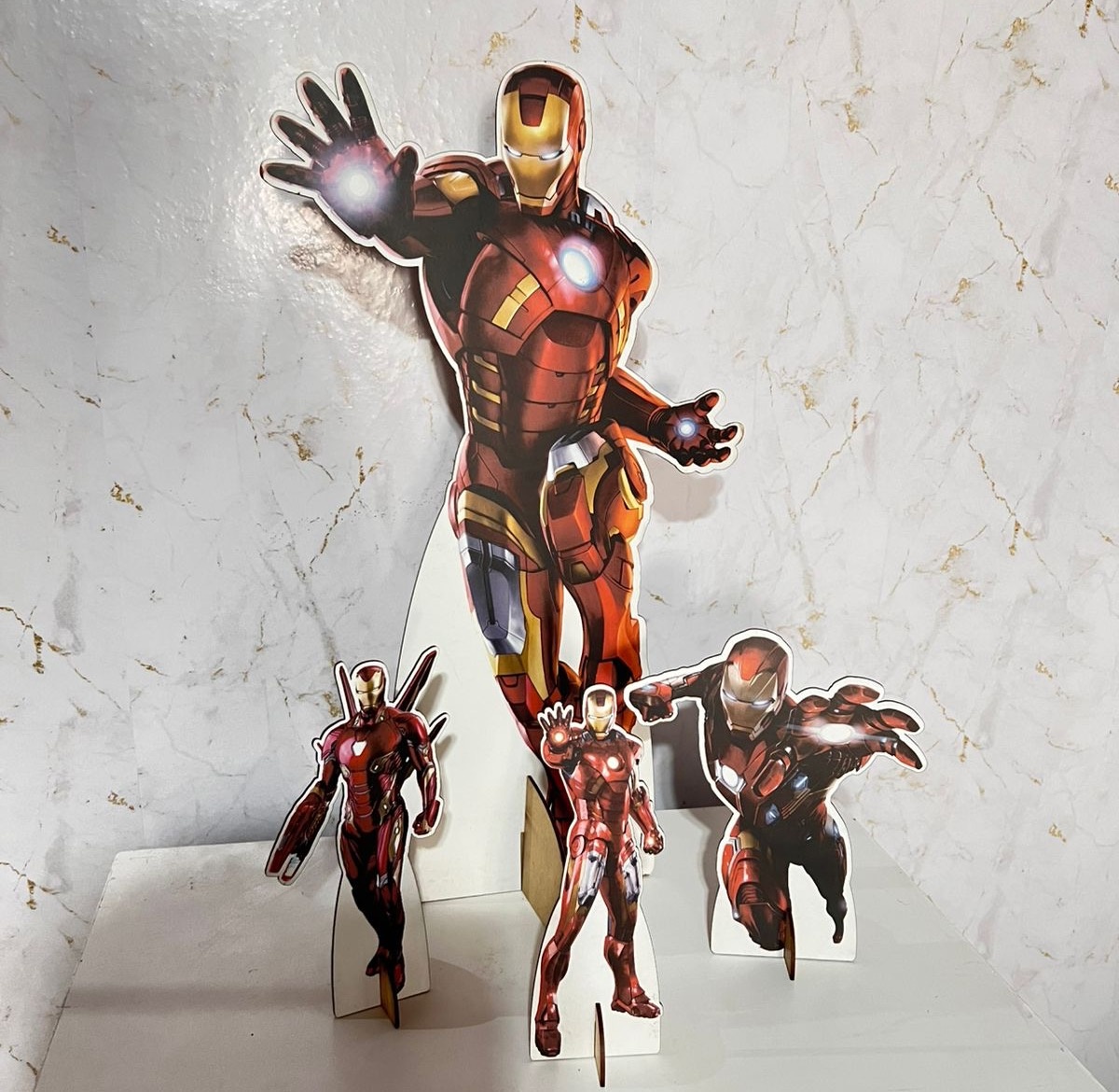 Kit Display Homem de Ferro - Brenda silva nascimento 
