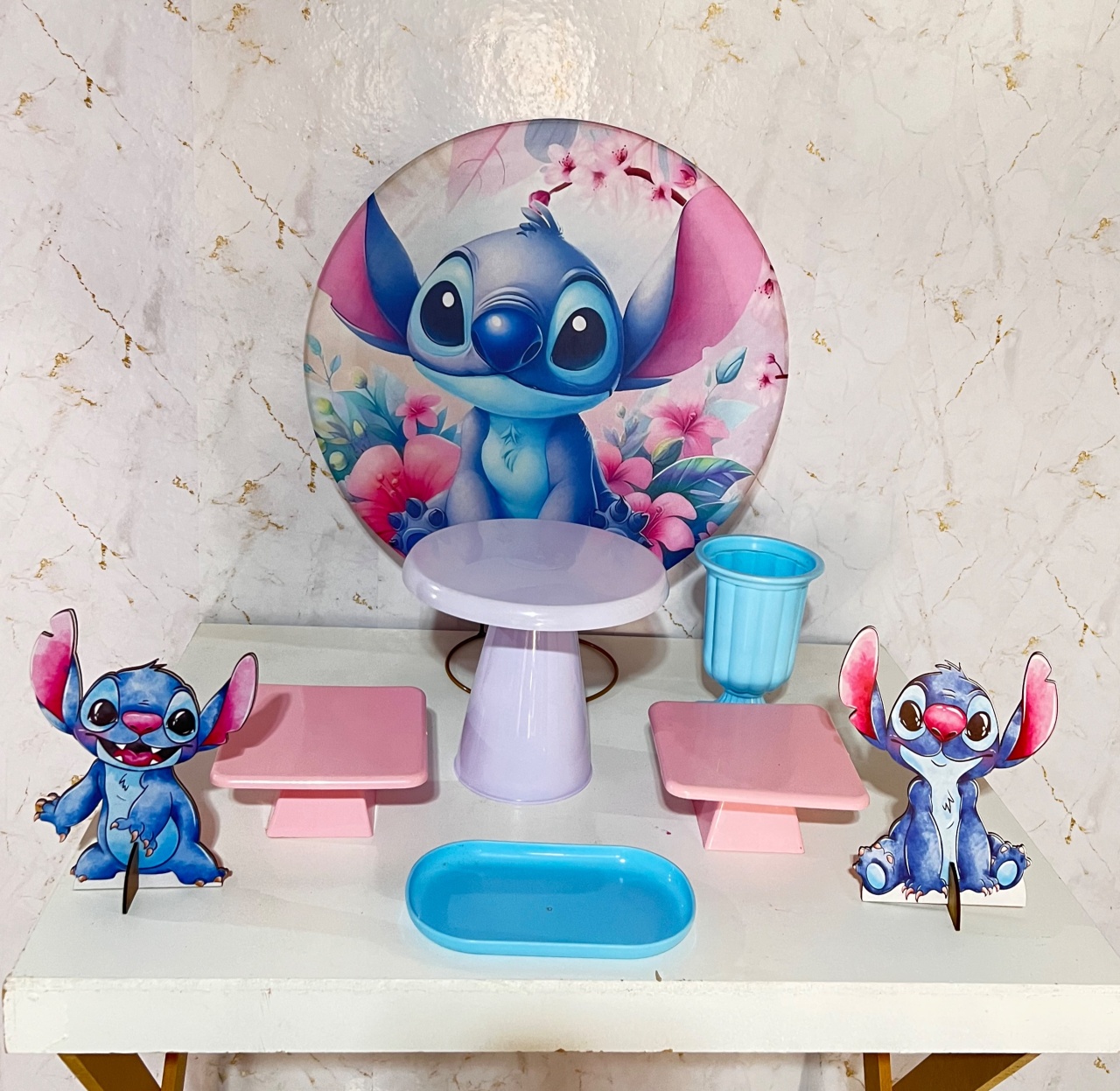 Festa Na Mesa Stitch Flores - Brenda silva nascimento 
