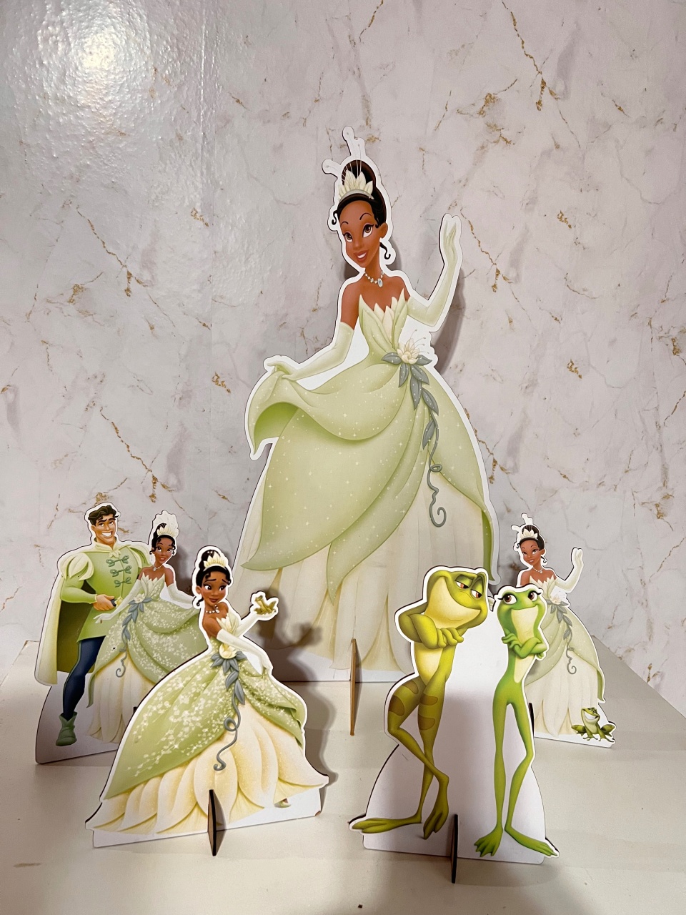 Kit Display Tiana - Brenda silva nascimento 