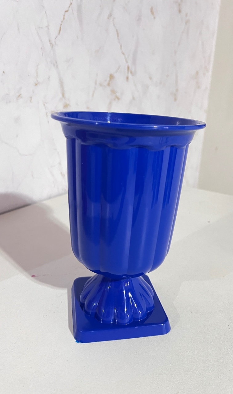 Vaso Plástico Azul Royal  - Brenda silva nascimento 