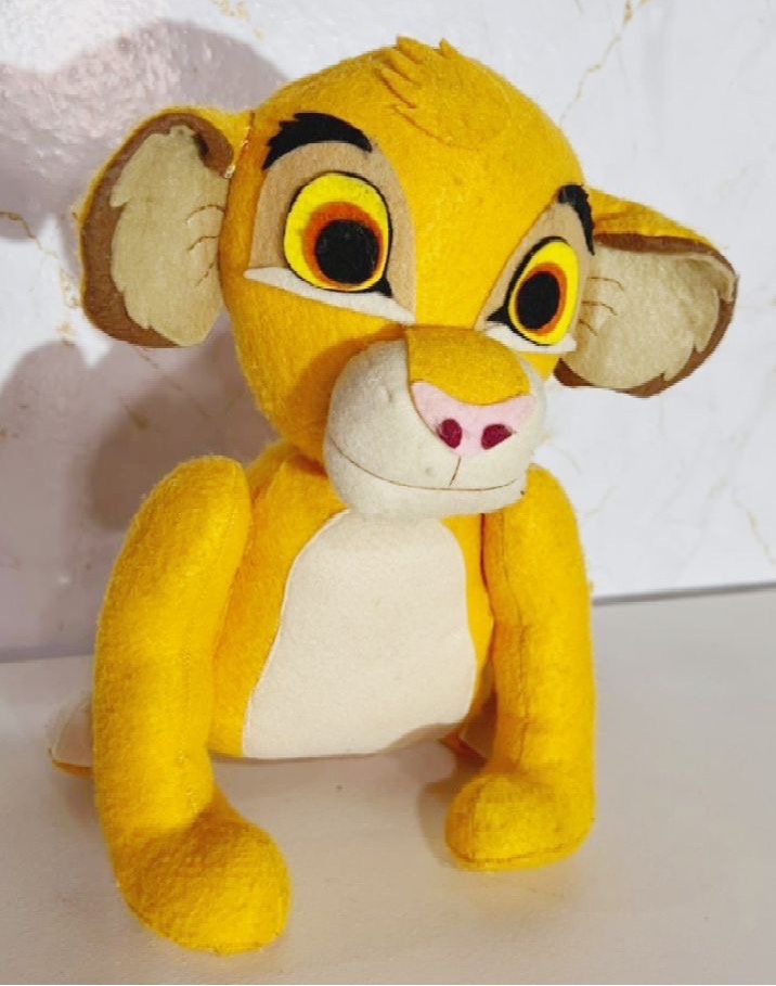 Simba O Rei Leão - Brenda silva nascimento 