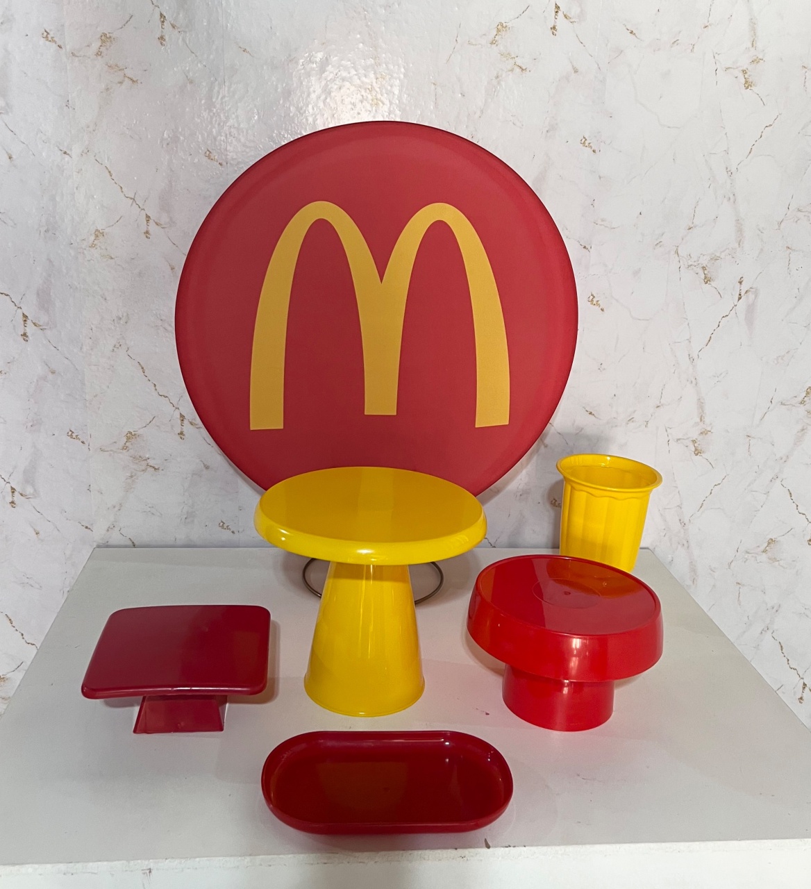 Festa Na Mesa Mcdonald - Brenda silva nascimento 