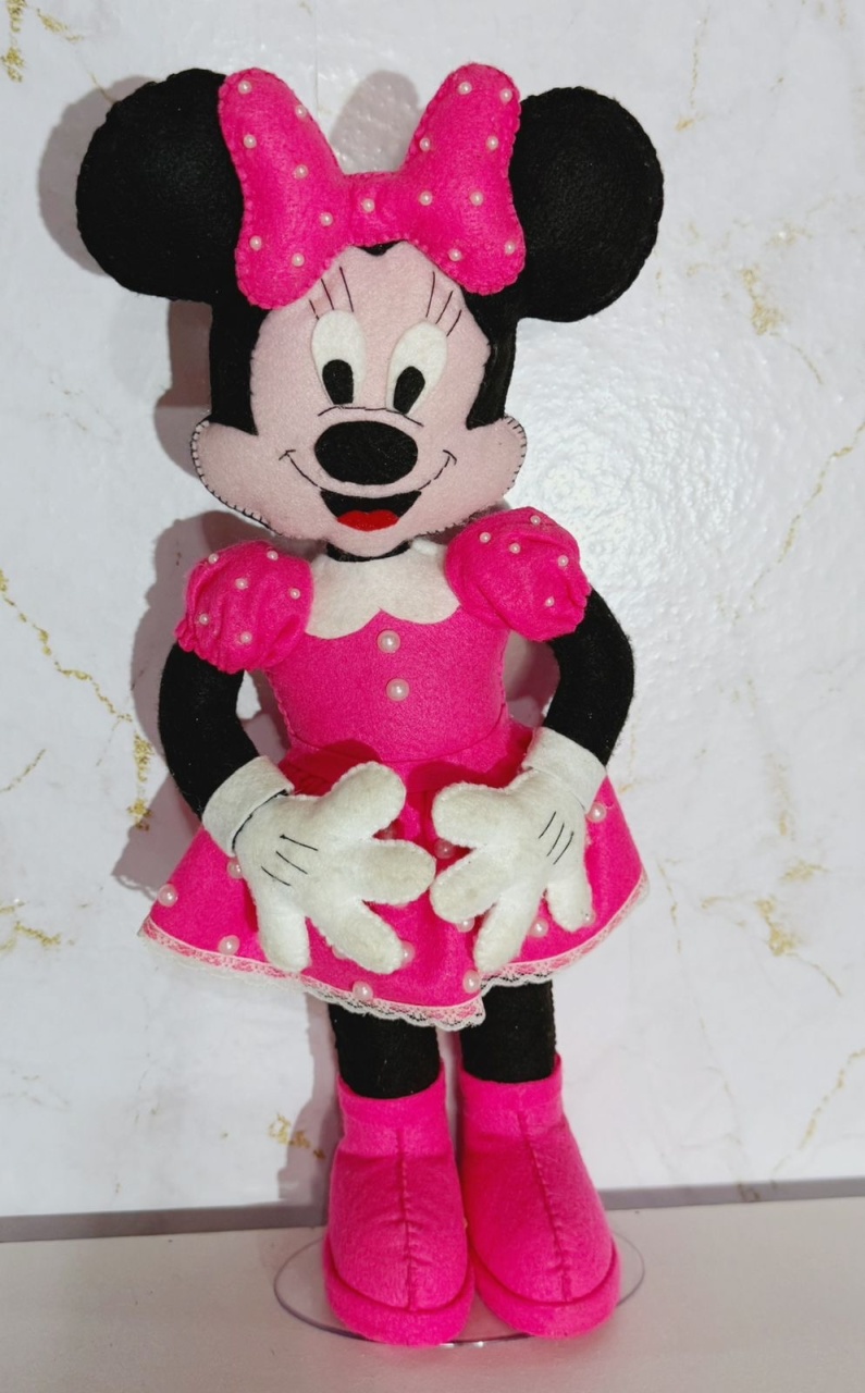 Minnie Rosa Pink - Brenda silva nascimento 