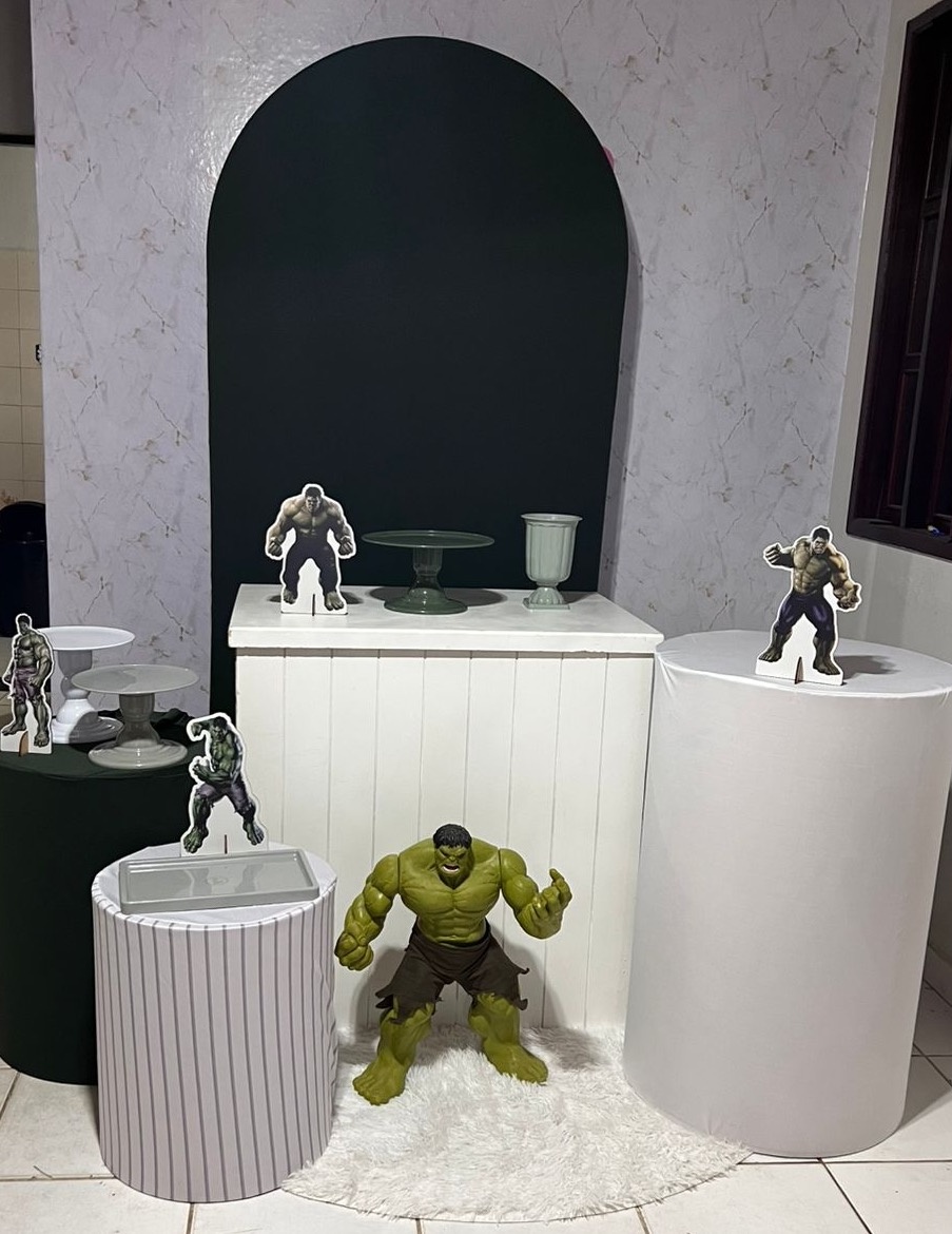 Montagem Infantil Menino Hulk - Brenda silva nascimento 