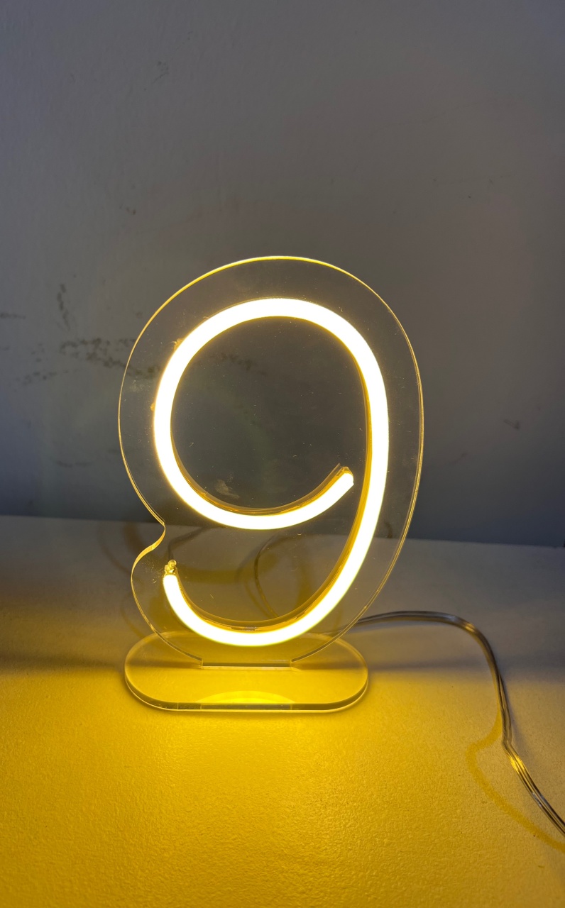Led de Mesa 9 - Brenda silva nascimento 