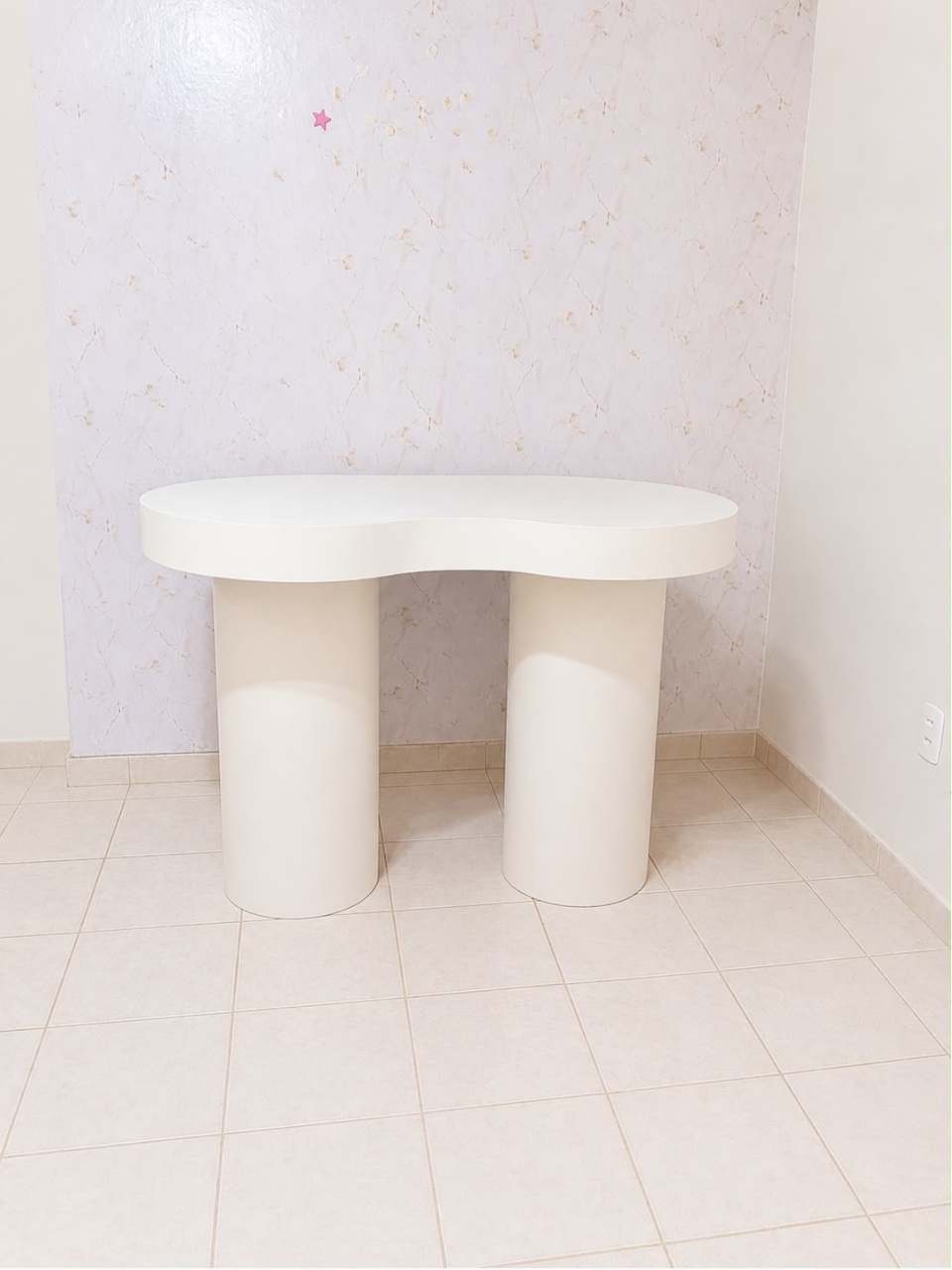 Mesa Orgânica Grande - Brenda silva nascimento 