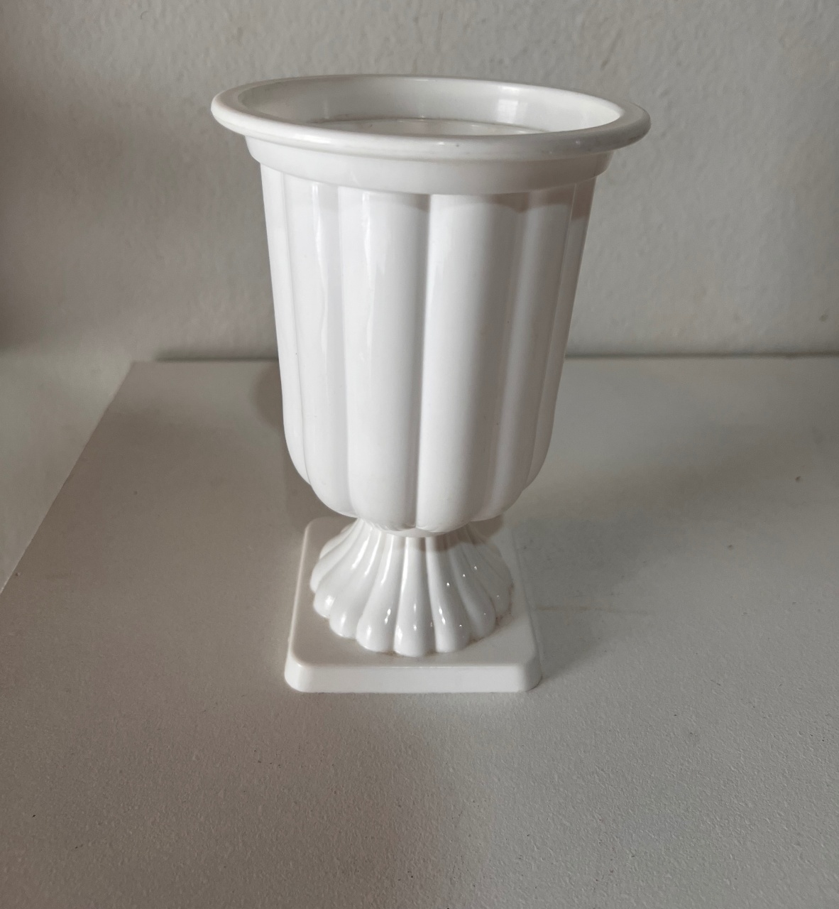 Vaso Plástico Branco  - Brenda silva nascimento 