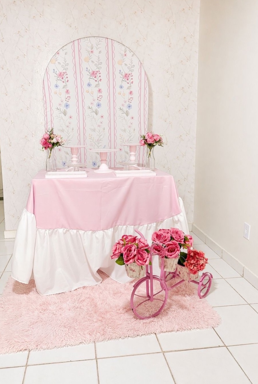 Montagem Floral Delicado - Brenda silva nascimento 