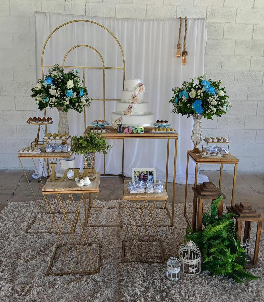 Casamento 2 Flores Naturais  - DECORANDO SONHOS