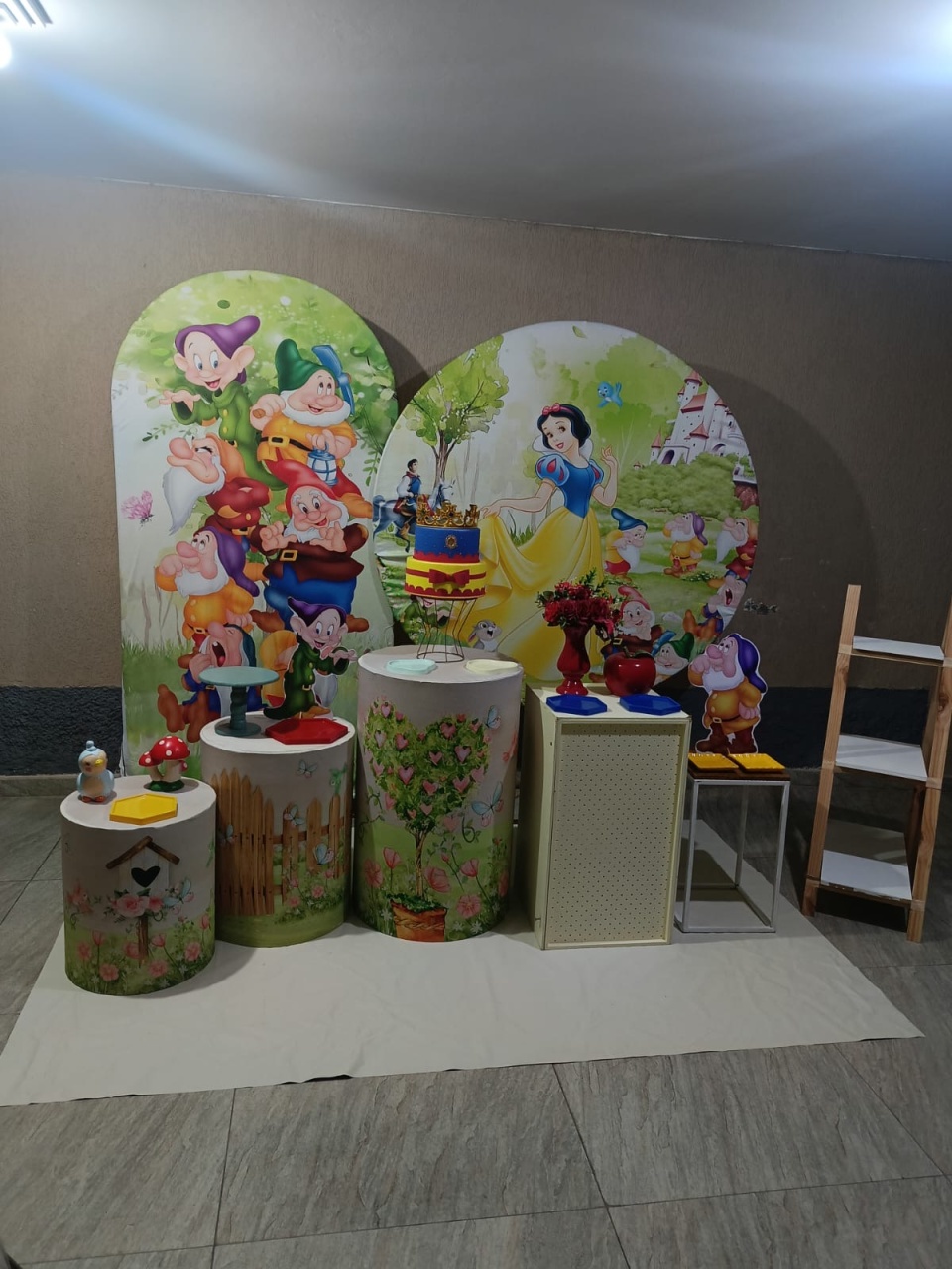 Branca de Neve / Sete Anões - DECORANDO SONHOS