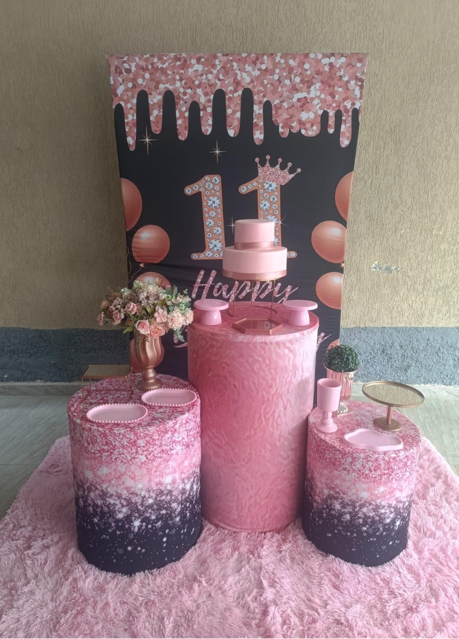Kit Pegue E Monte Rose E Preto 11 Anos Happy Birthday  Com 1 Painel - DECORANDO SONHOS