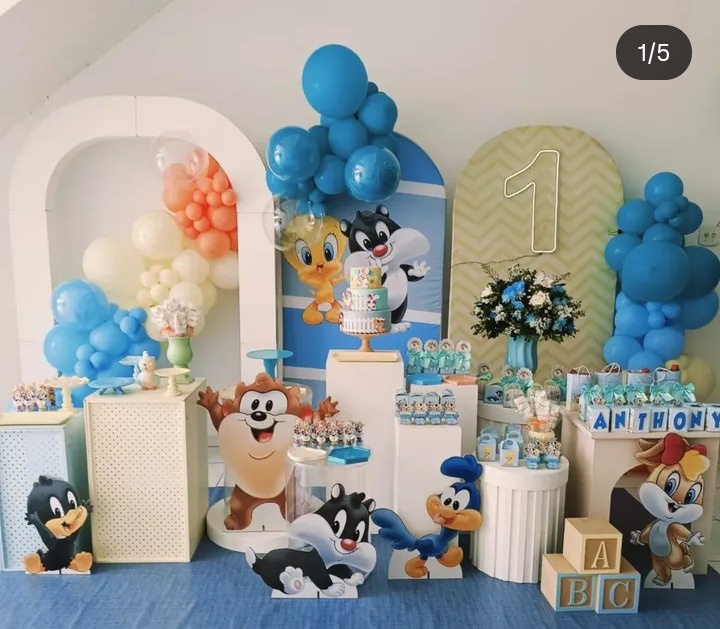 Looney Tunes - DECORANDO SONHOS