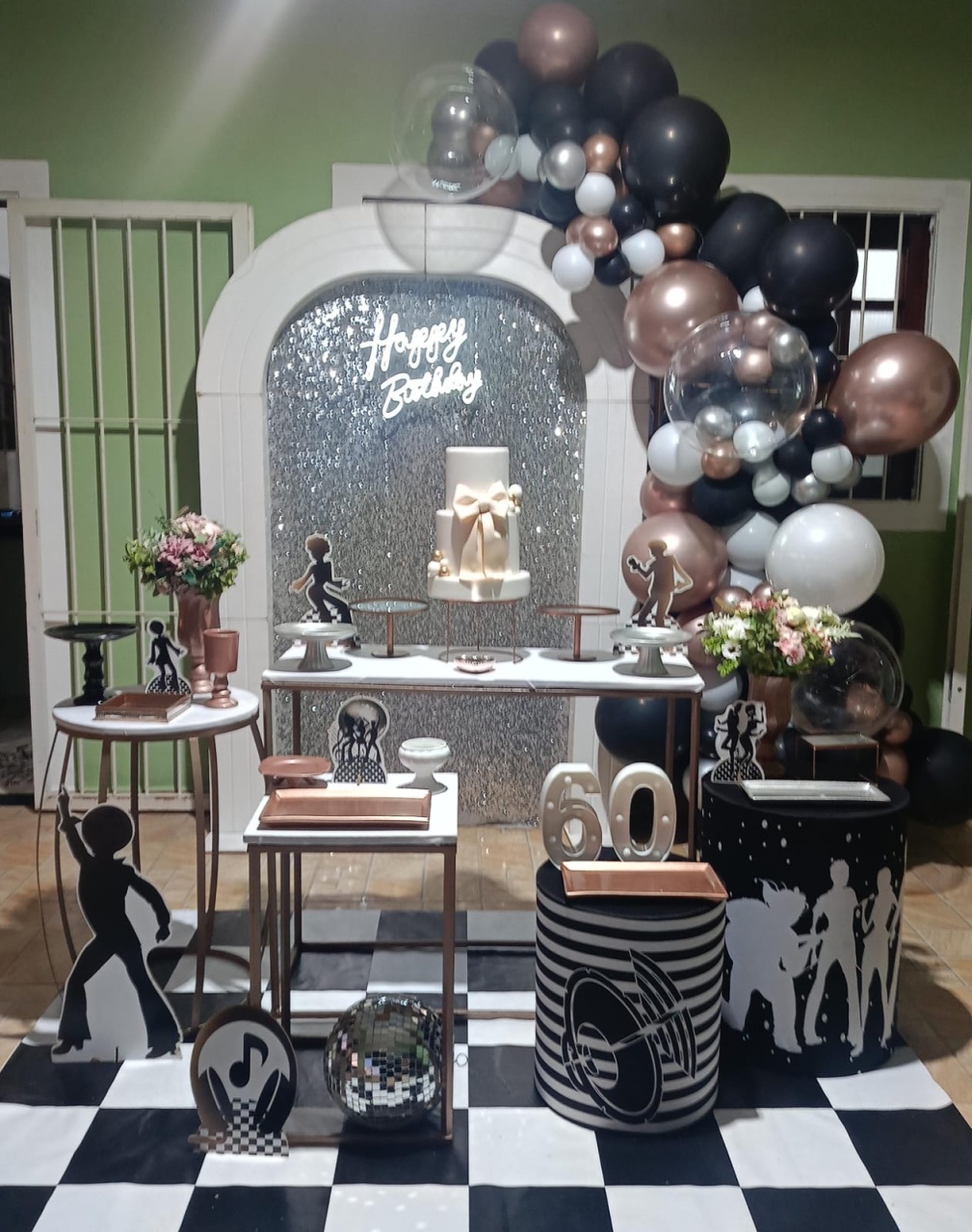 Anos 80 / Preto E Branco - DECORANDO SONHOS