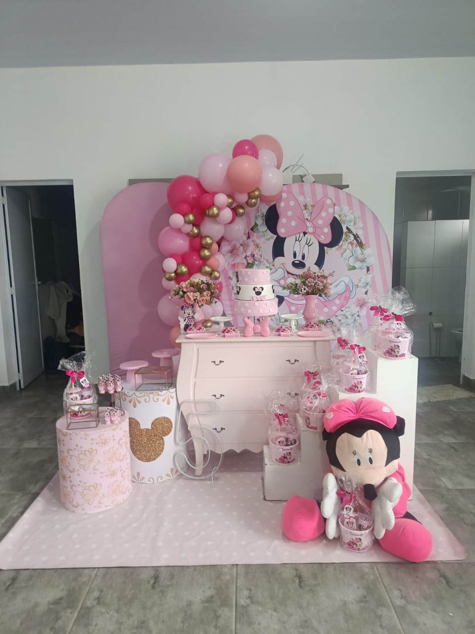 Minnie Rosa Montagem 2 Painéis - DECORANDO SONHOS