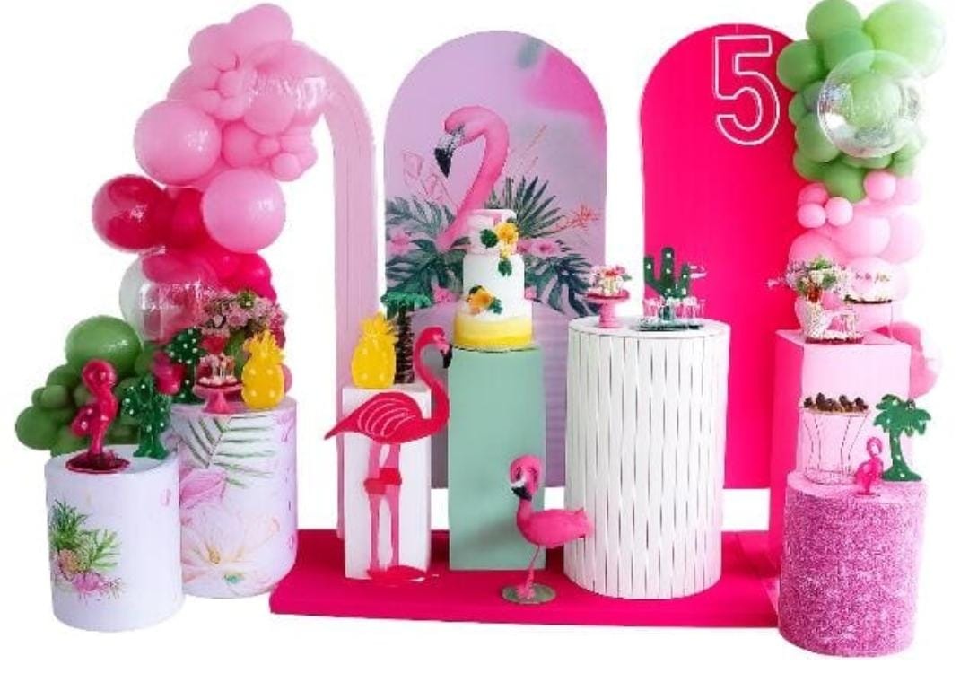 Montagem Flamingo Rosa - DECORANDO SONHOS