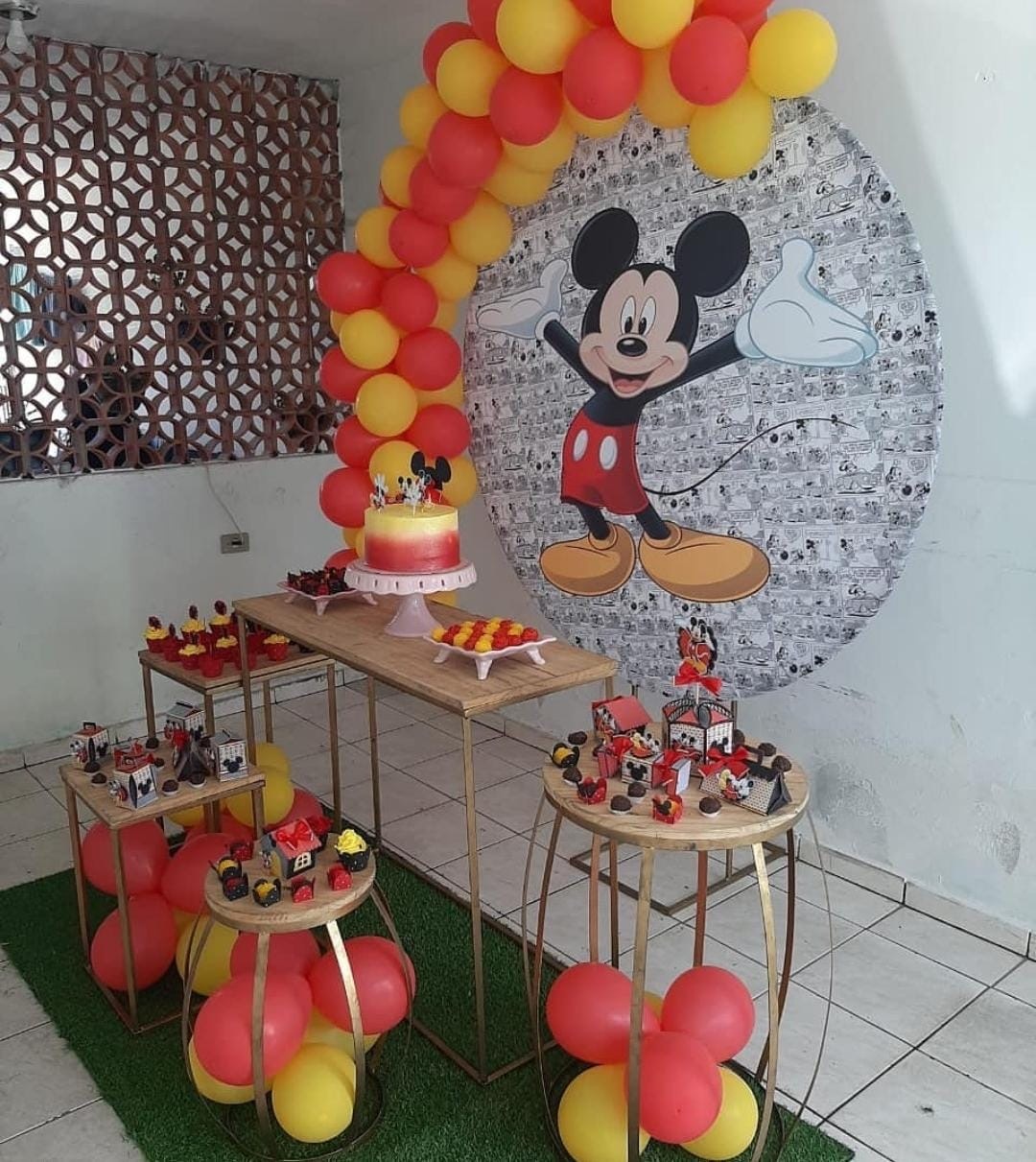 Mickey Tradicional - DECORANDO SONHOS