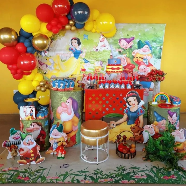 Branca de Neve  - DECORANDO SONHOS