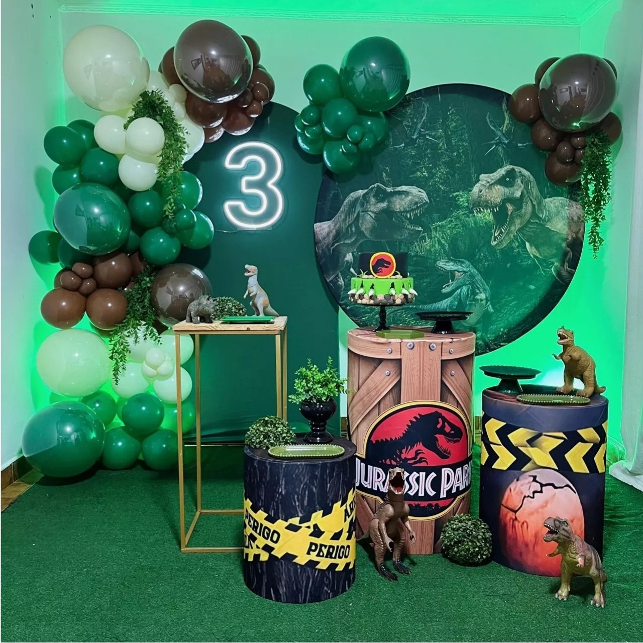 Kit Dinossauro Tradicional  - Colibri Festas