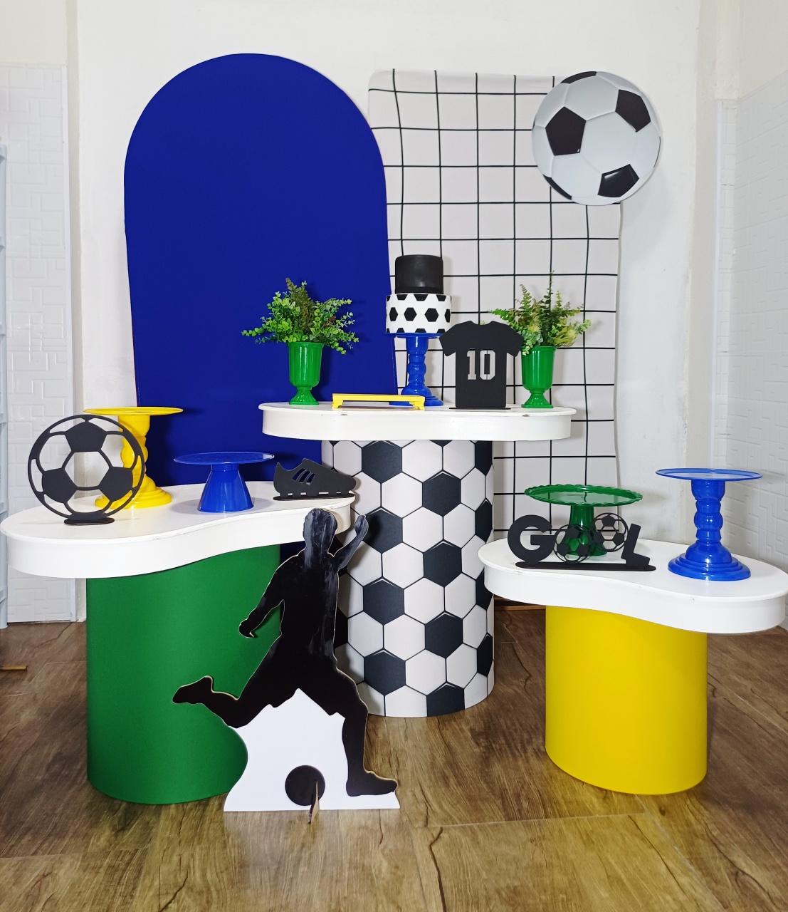 Jogador Caro - Kit Pegue E Monte - Luci_rodrigues_decorações