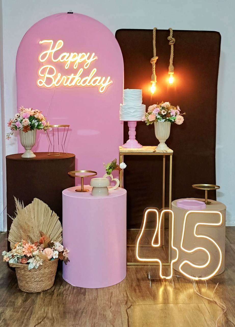 Rosa E Marron - Luci_rodrigues_decorações