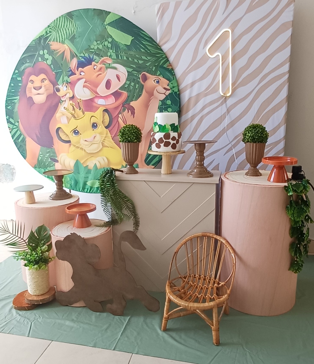 Rei Leão - Kit Pegue E Monte - Luci_rodrigues_decorações