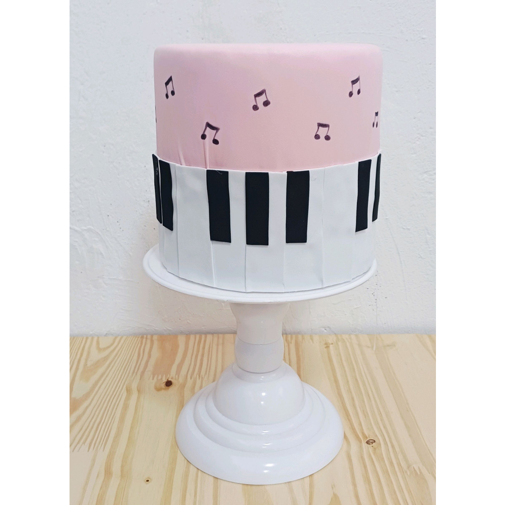 Bolo Musical - Rosa - Luci_rodrigues_decorações
