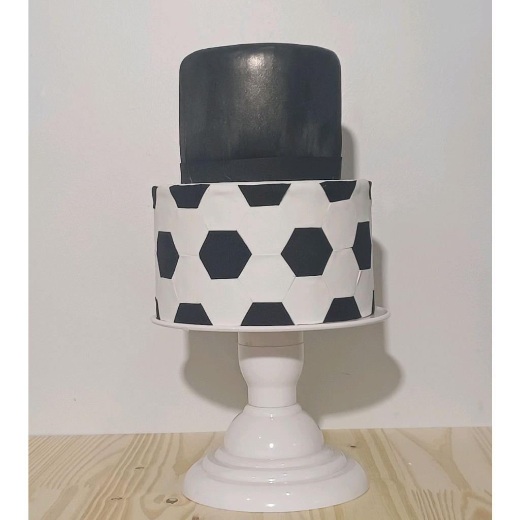 Bolo Futebol - Preto - Luci_rodrigues_decorações