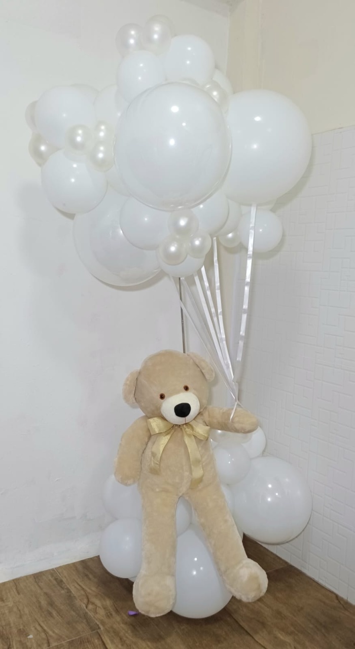 Arranjo de Balões - Para Mão Do Ursinho - Sem O Urso - Luci_rodrigues_decorações
