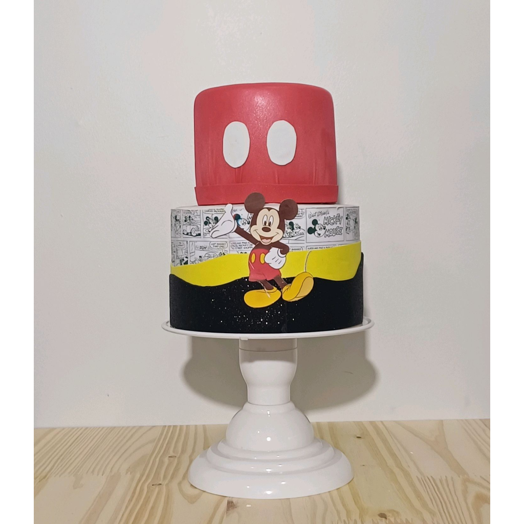 Bolo Mickey - Vermelho - Luci_rodrigues_decorações