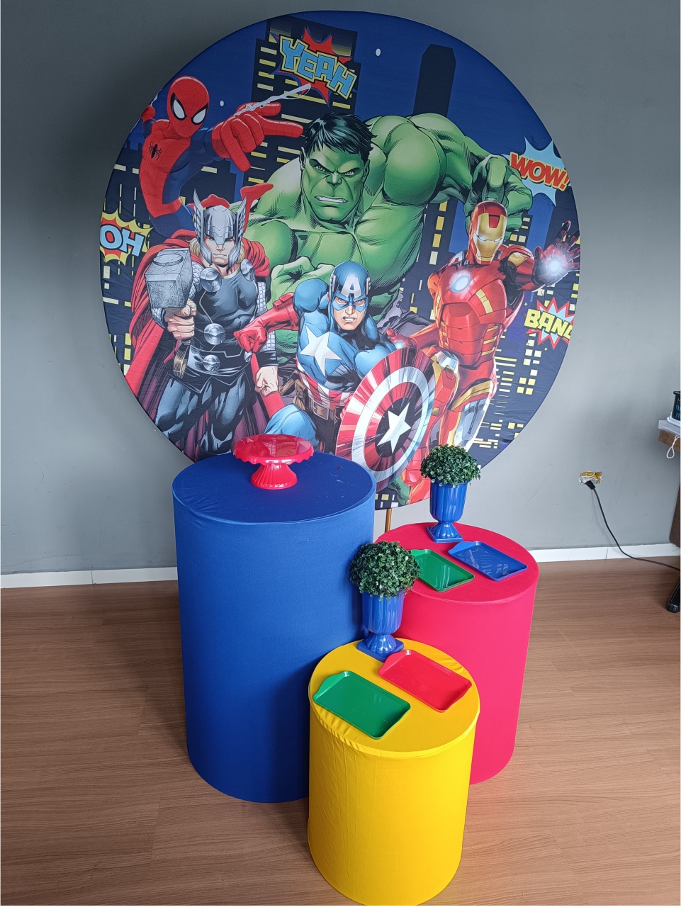 Kit Bronze - Vingadores  - Encanto e Festas