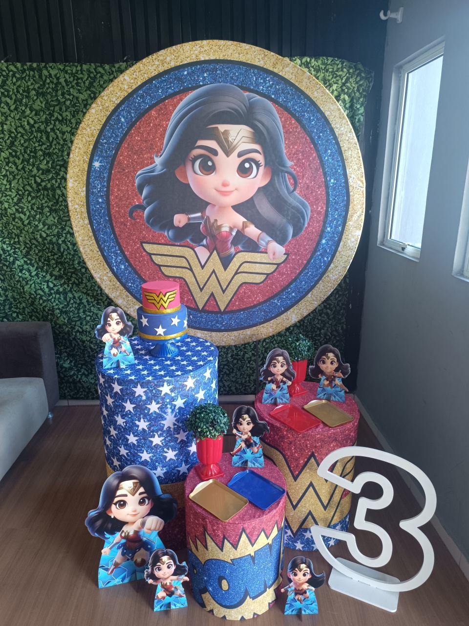Kit Prata - Mulher Maravilha - Encanto e Festas