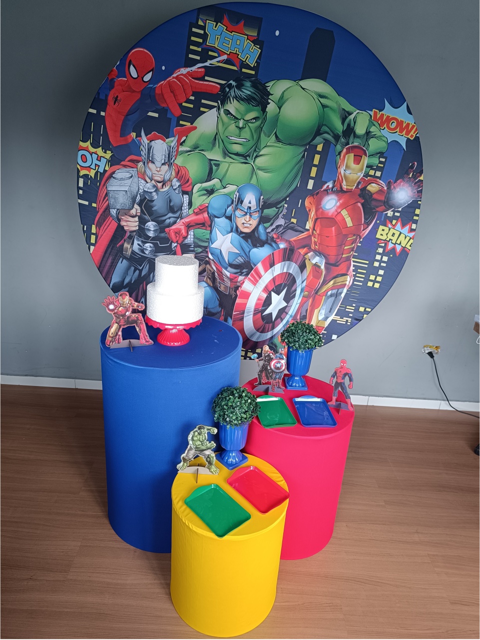 Kit Prata - Vingadores  - Encanto e Festas