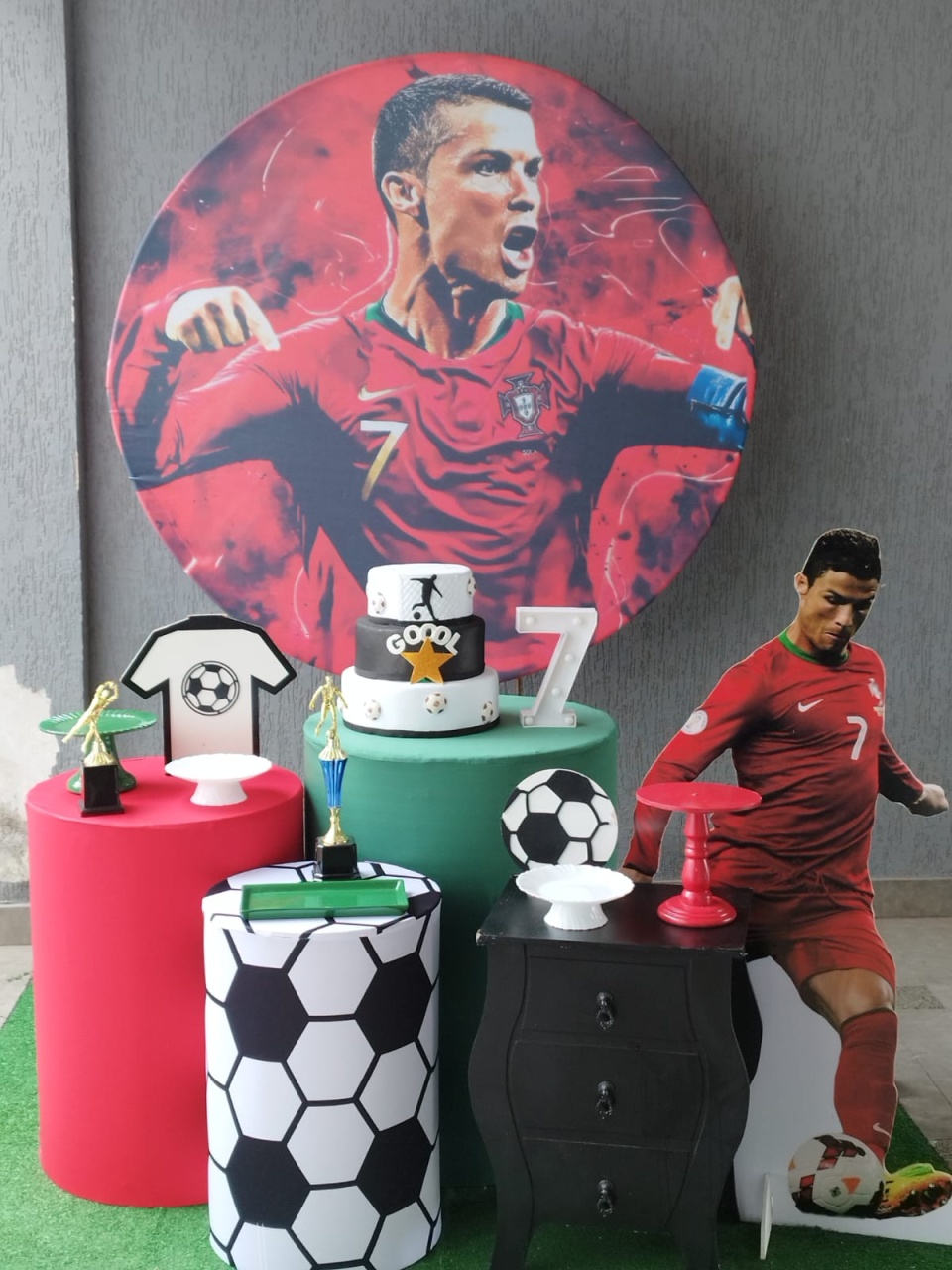 Futebol Cr7 - Encantada Festas e Locações 