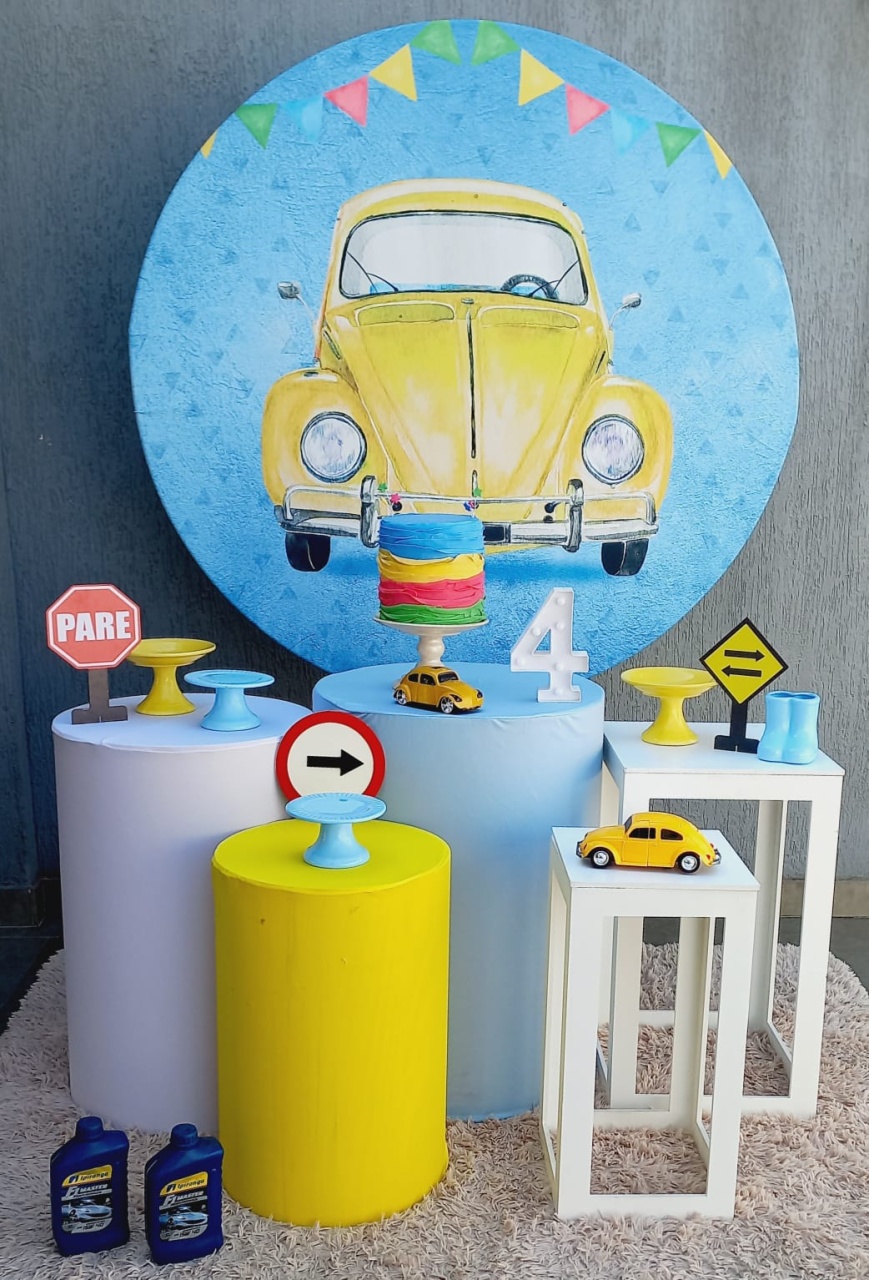Fusca Amarelo - Encantada Festas e Locações 