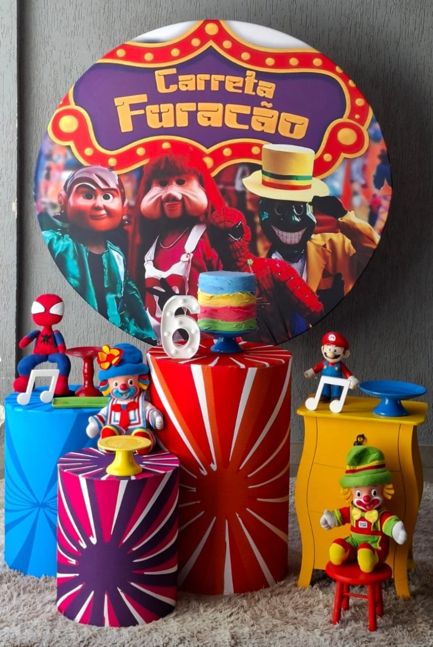 Carreta Furacão - Encantada Festas e Locações 