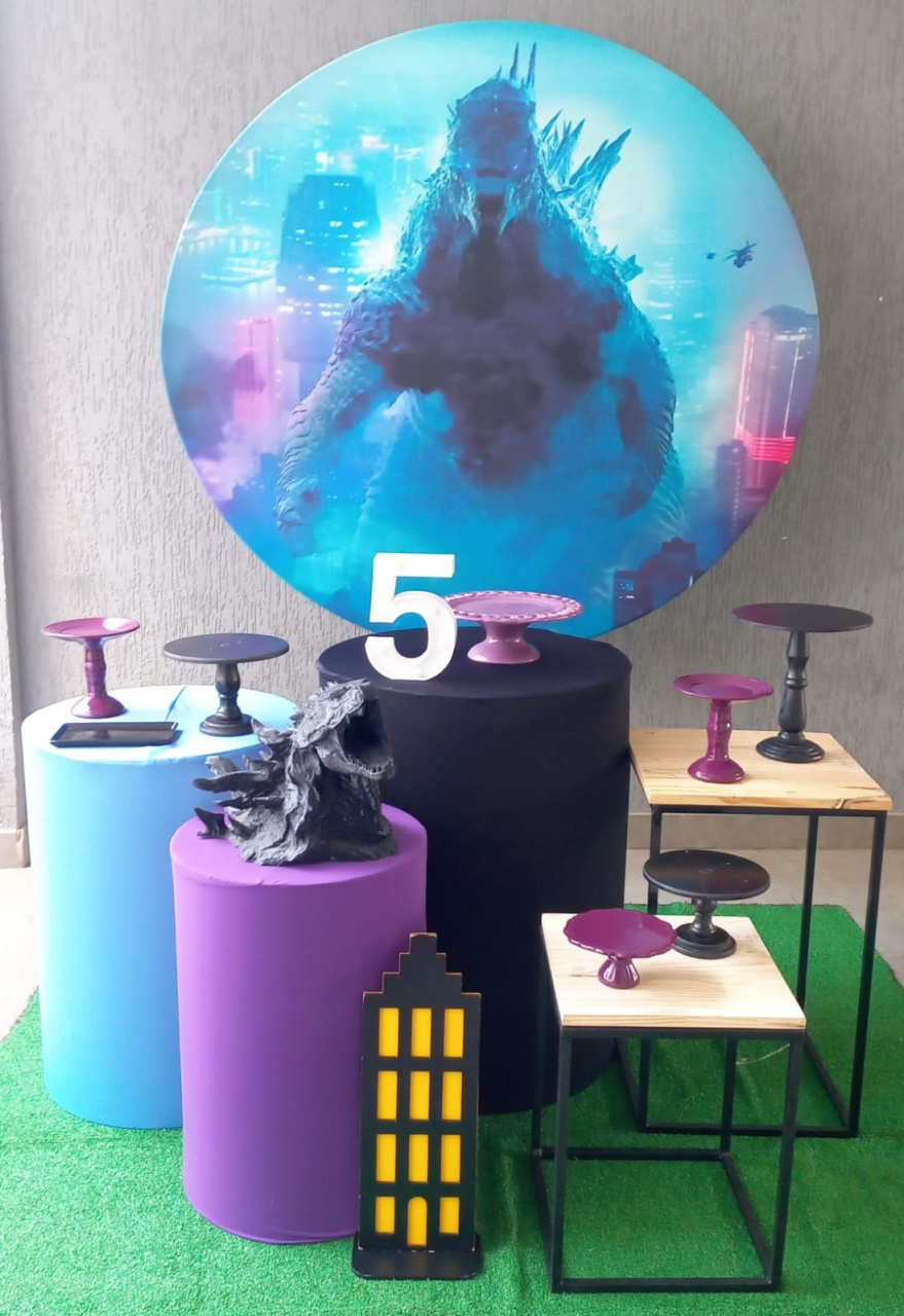 Godzilla - Encantada Festas e Locações 