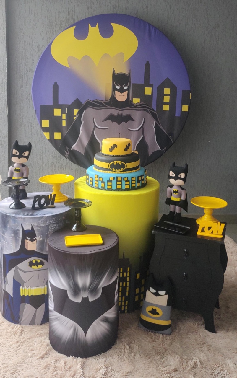 Batman - Encantada Festas e Locações 