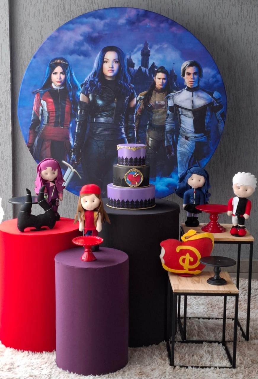 Descendentes1 - Encantada Festas e Locações 