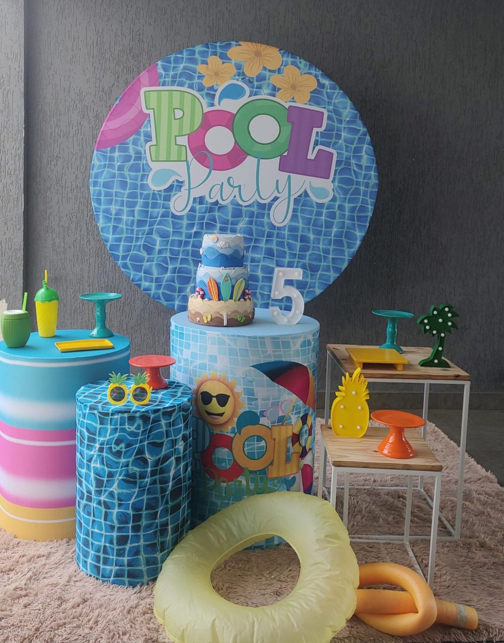 Pool Party 1 - Encantada Festas e Locações 